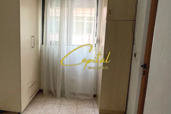 Shtepi ne shitje Apartament ne Tirane, 1+1, Mobilimi E mobiluar, Pagesa 15,000,000  Leke.