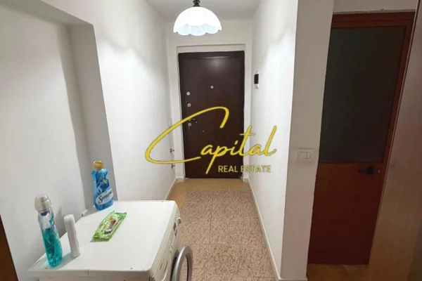 Shtepi me qera Apartament ne Tirane, 1+1, Mobilimi E mobiluar, Pagesa 50,000  Leke.