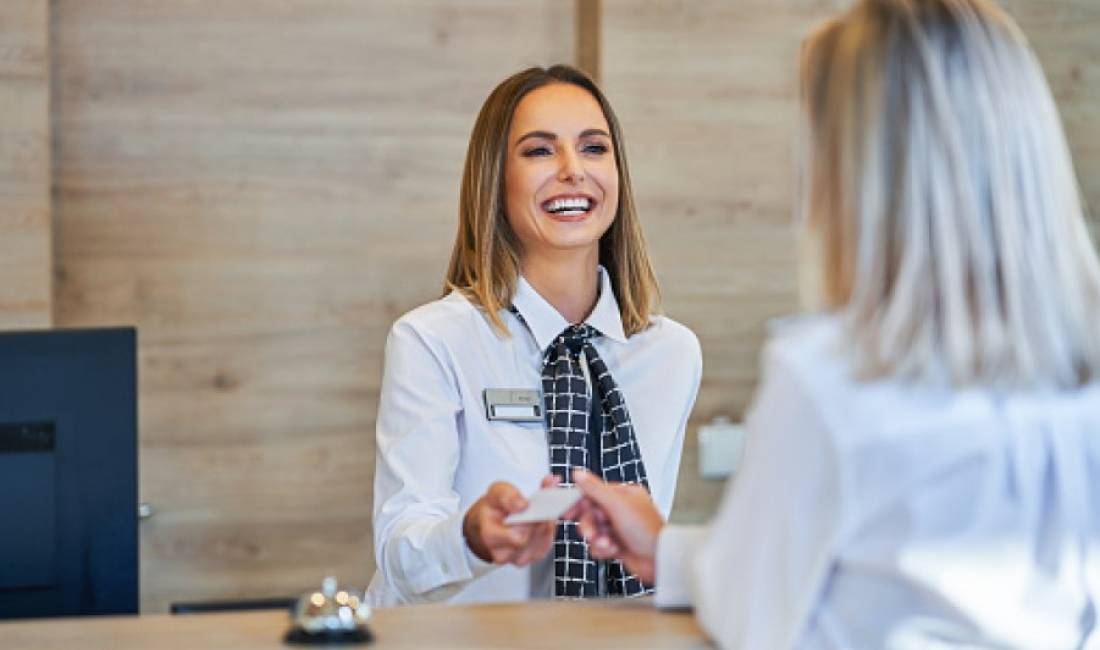 Job Offers in Tirana, Profession Recepsioniste  , With experience, Payment By Agreement.