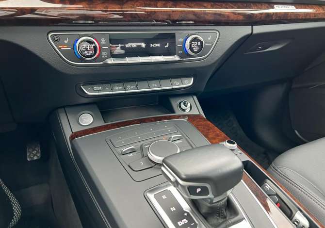 Auto in Vendita a Tirana - 33,000 Euro