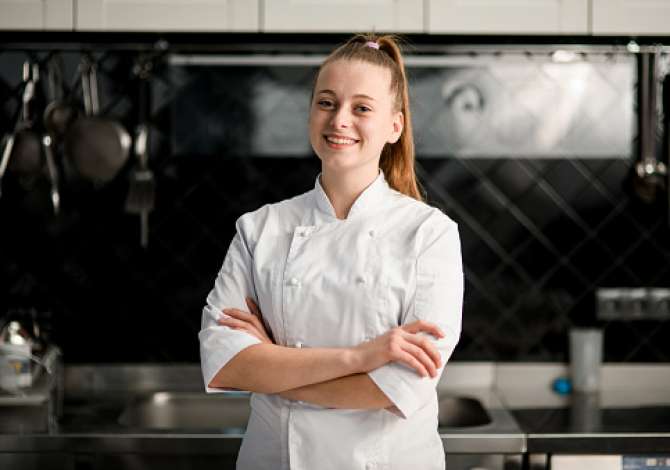 Job Offers for Ndihmese Kuzhiniere (F) Pjatalarese (F), Punetore kuzhine in Tirana