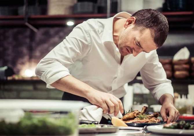 Job Offers for Kamariere ,Kuzhiniere dhe Sanitare in Tirana