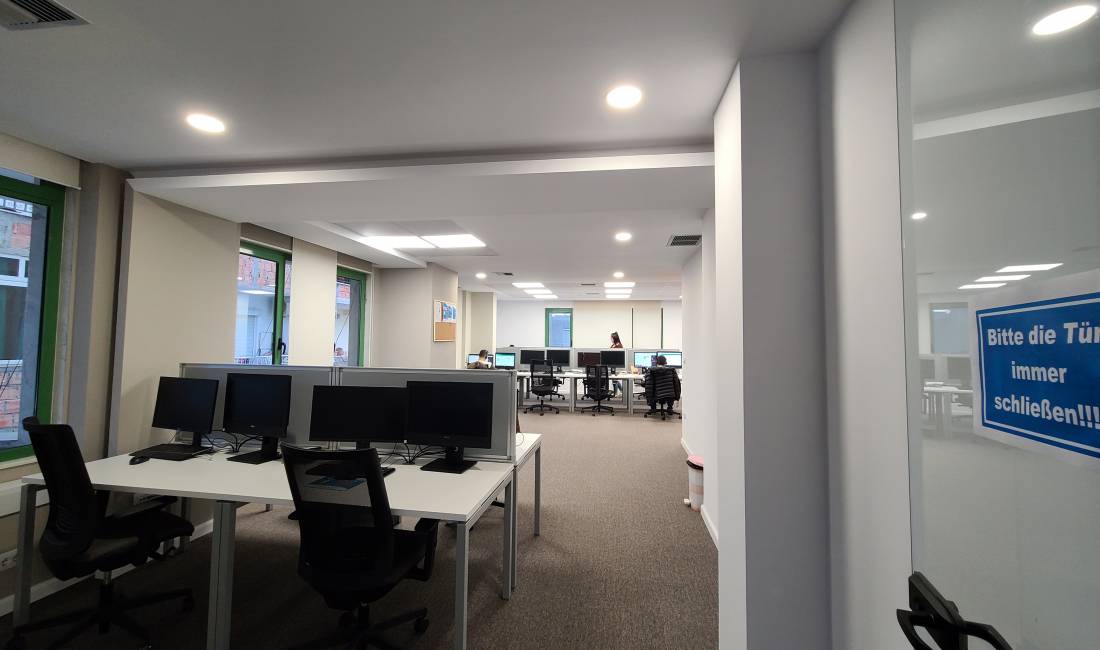 Job Offers in Tirana, Profession Call Center Agent , With experience, Payment 850  Euro.