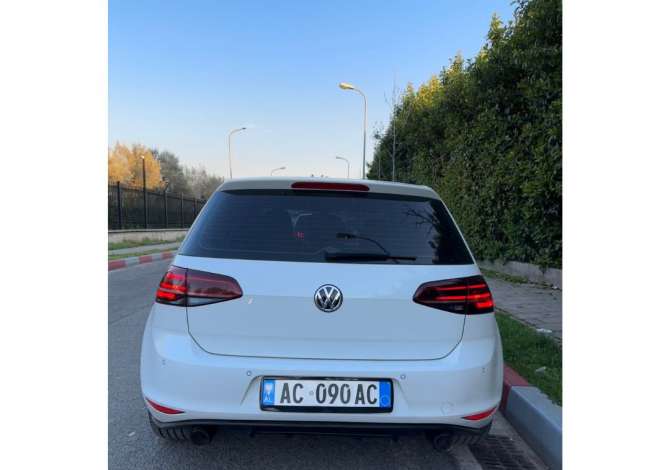 Auto in Vendita a Tirana, Volkswagen, 2016 Diesel,Kambio Automatik Pagamento 16,000  Euro.