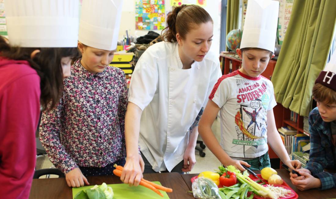 Job Offers in Tirana, Profession kuzhiniere kopshti , Beginner/Little experience, Payment By Agreement.