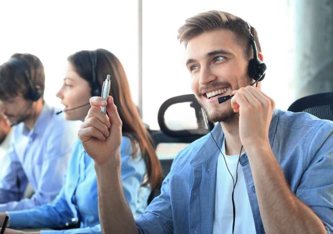 Njoftime Pune per operator/e ne gjuhet Frenge ose Gjermane ne Tirane