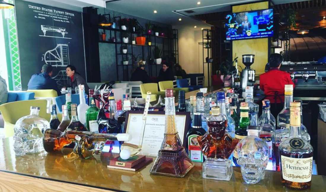 Njoftime Pune ne Tirane, Profesioni BANAKIERE FEMER , , Pagesa Me Marreveshje.