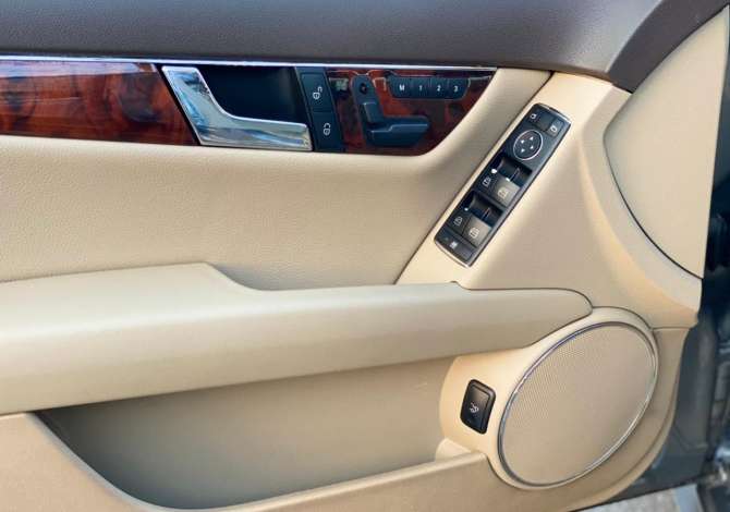 Auto in Vendita a Tirana, Mercedes-Benz, 2010 gasoline-gas,Kambio Automatik Pagamento 8,699  Euro.