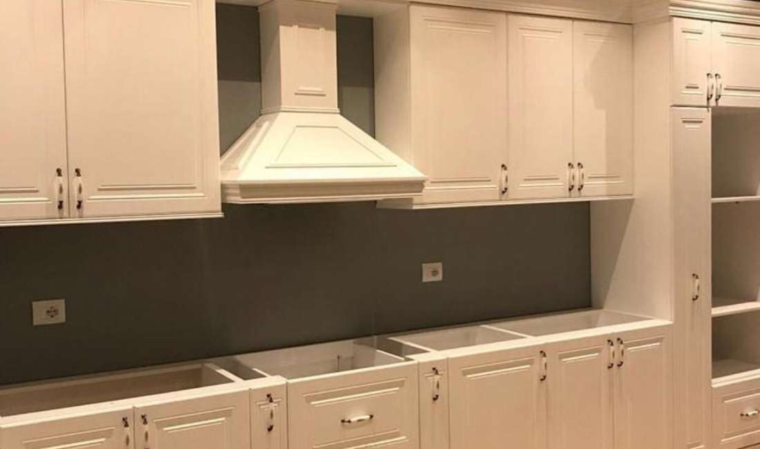 Offerte di lavoro a Tirana, Profession Usta , Ndihmes , , Pagamento Trattabile.