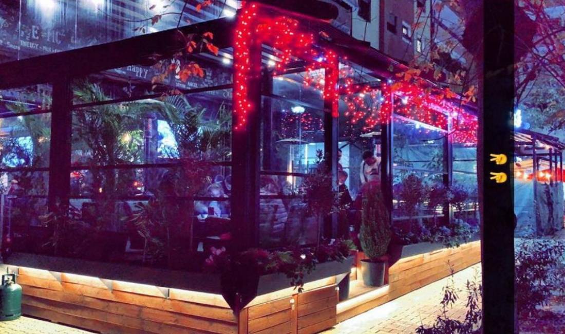 Offerte di lavoro a Tirana, Profession NDIHMESE BANAKIERE , , Pagamento Trattabile.