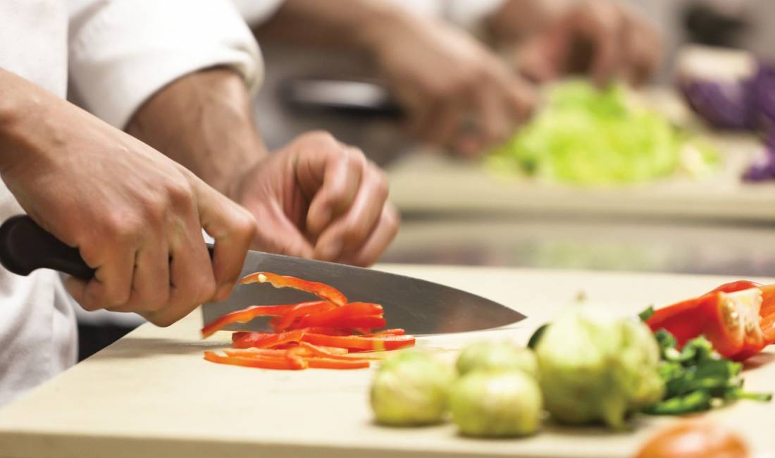 Offerte di lavoro a Tirana, Profession Punetore kuzhine  , , Pagamento Trattabile.