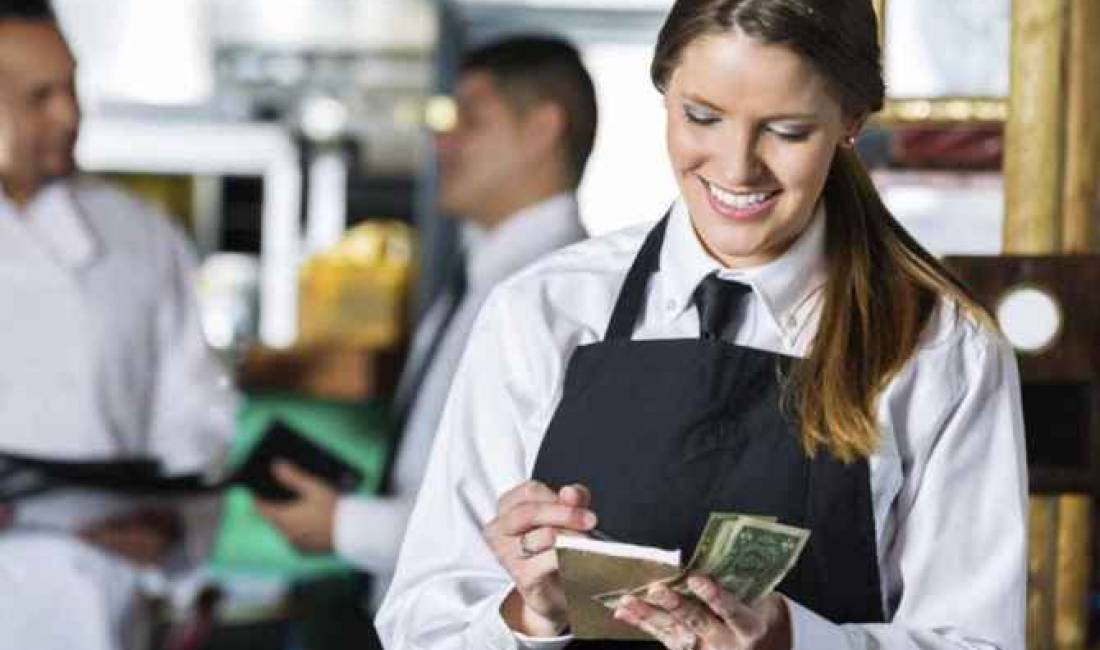 Offerte di lavoro a Tirana, Profession KAMARIERE , , Pagamento 23,000  Leke.