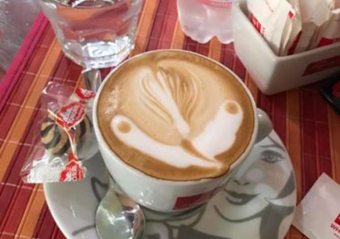 Offerte di lavoro a Tirana, Profession banakiere fem,  kamarier/e  sanitare , , Pagamento Trattabile.