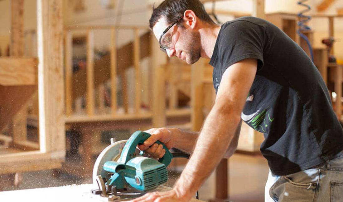 Offerte di lavoro a Tirana, Profession Punetore bordatire,punetor magazine , , Pagamento Trattabile.