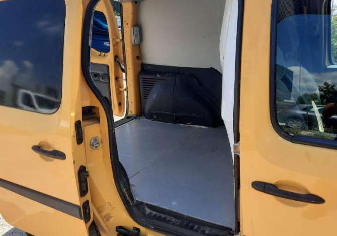 Auto in Vendita a Tirana - 4,500 Euro