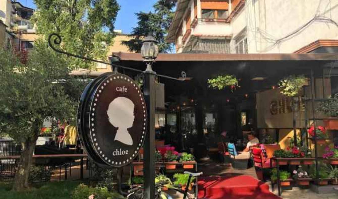 Offerte di lavoro a Tirana, Profession kuzhinier/e dhe  kamarier/e , , Pagamento Trattabile.