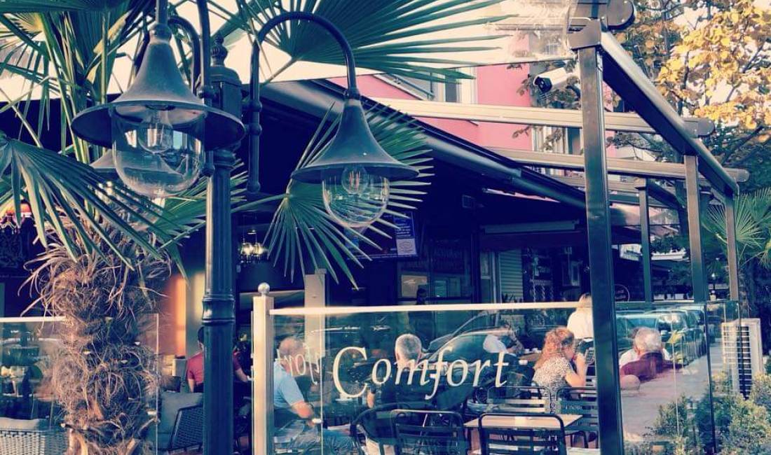 Offerte di lavoro a Tirana, Profession  Kamarier/e , , Pagamento Trattabile.