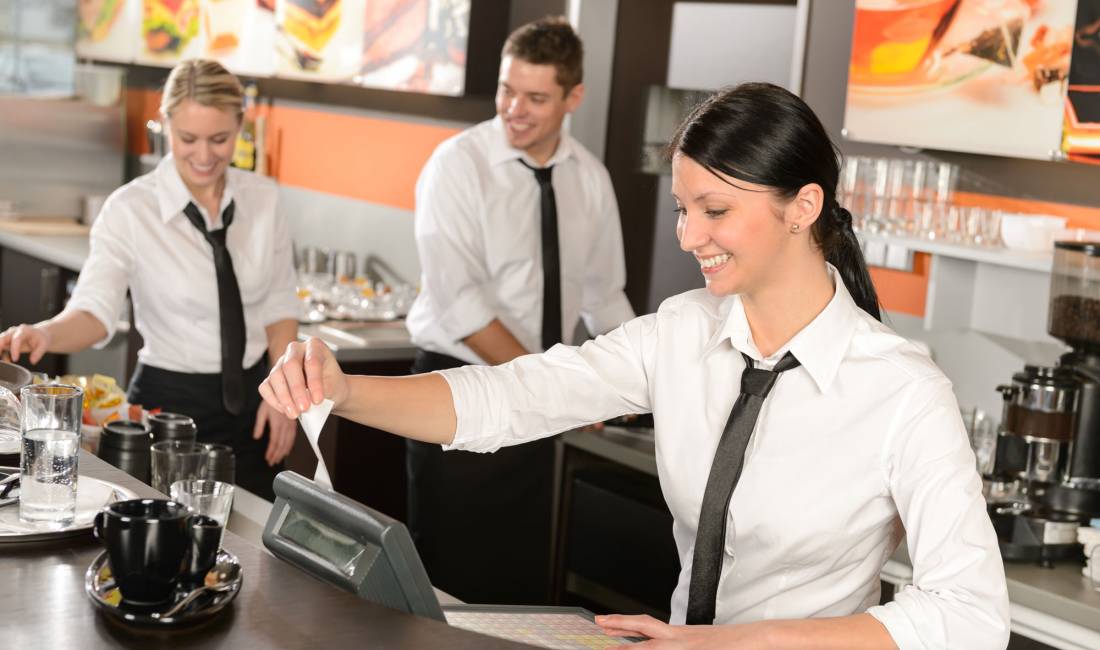 Offerte di lavoro a Tirana, Profession KAMARIERE, BANAKIERE, BARIST/E , , Pagamento 35,000  Leke.