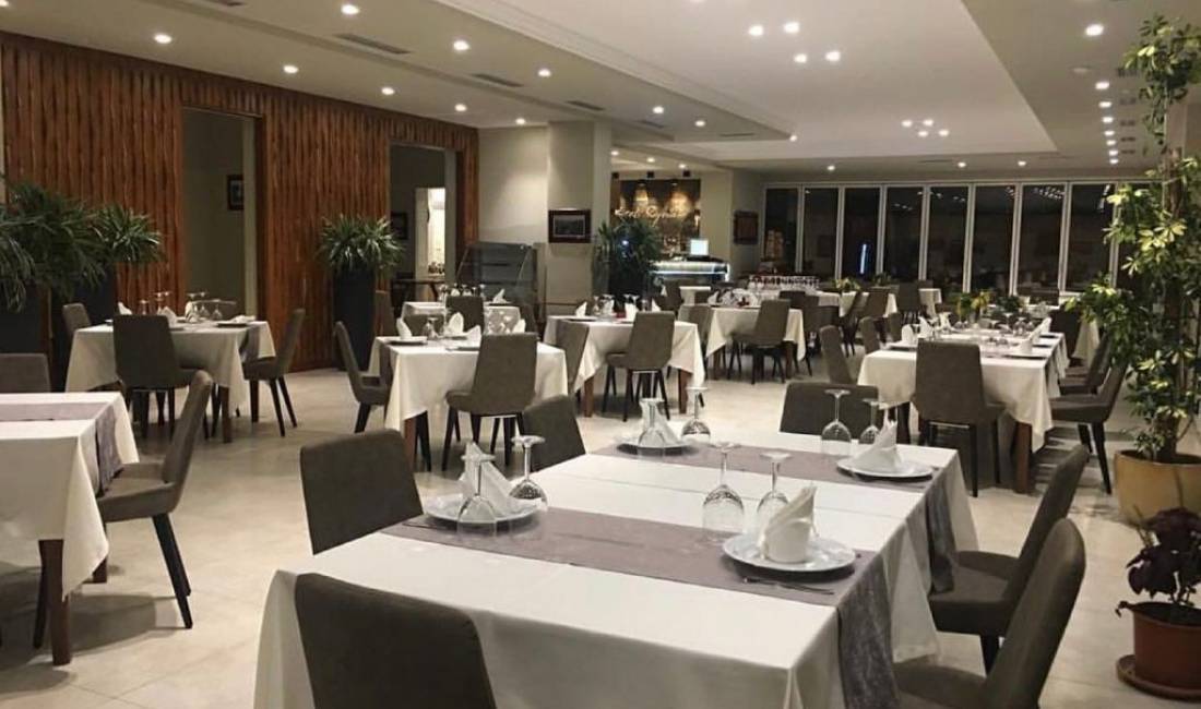 Offerte di lavoro a Lushnja, Profession Kamarier/e, Banakier/e, Shitese ne market, Sanitare  , , Pagamento Trattabile.