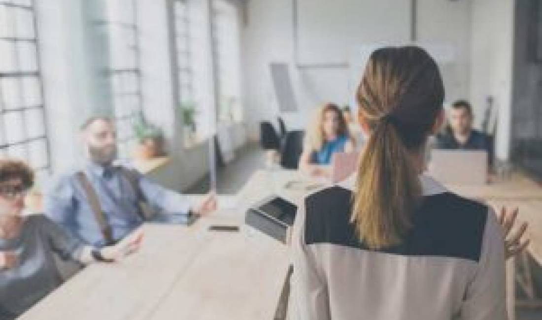 Njoftime Pune ne Tirane, Profesioni shitese / prezantuese produktesh  , , Pagesa Me Marreveshje.