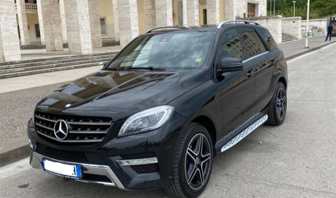 Mercedes - Benz Me Qera duke filluar nga 60 euro dita.