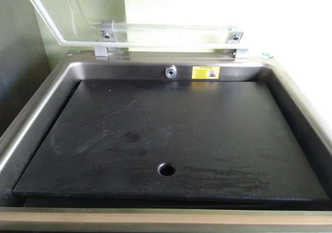 Pajisje biznesi ne shitje ne Tirane - 1,600,000 Leke