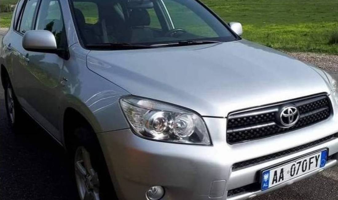 Jepet makina me qera duke filluar nga 50 euro dita.