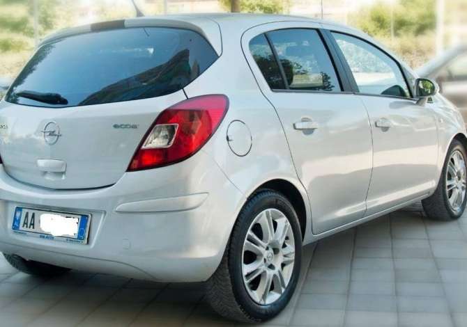 Noleggio Auto a Valona - 33 Euro