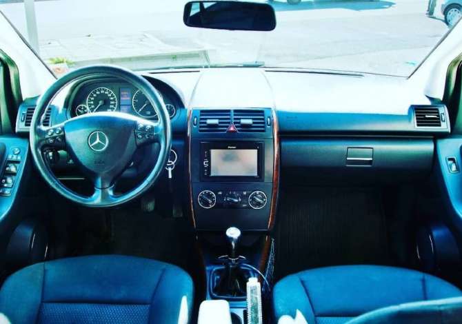 Noleggio Auto a Valona - 33 Euro