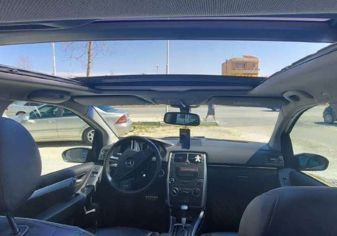 Noleggio Auto a Valona - 44 Euro