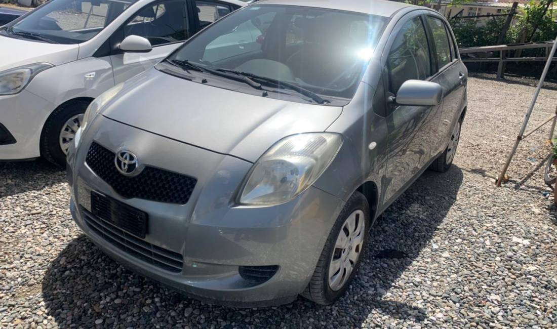 Jepet makina me qera duke filluar nga 30 euro dita.