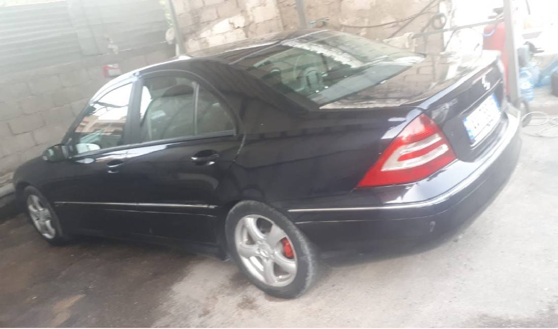  Jepet makina me qera duke filluar nga 30 euro dita.