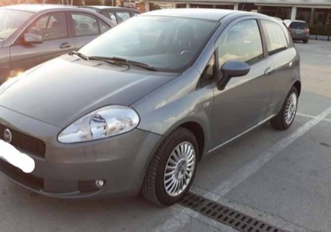 Noleggio Auto a Fier - 33 Euro