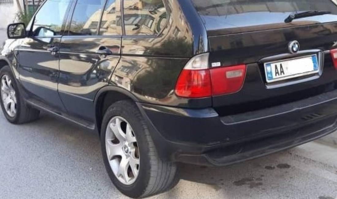  Jepet me qera BMW X5 