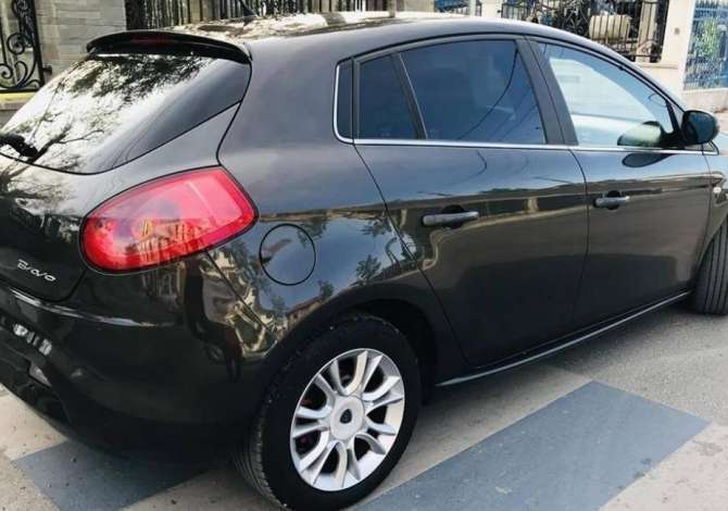 Jepet me qera Fiat Bravo