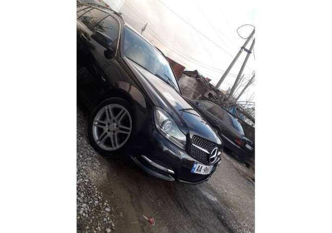 Noleggio Auto a Tirana - 40 Euro