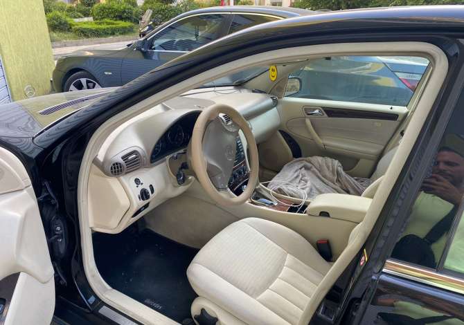 Auto in Vendita a Tirana - 5,500 Euro