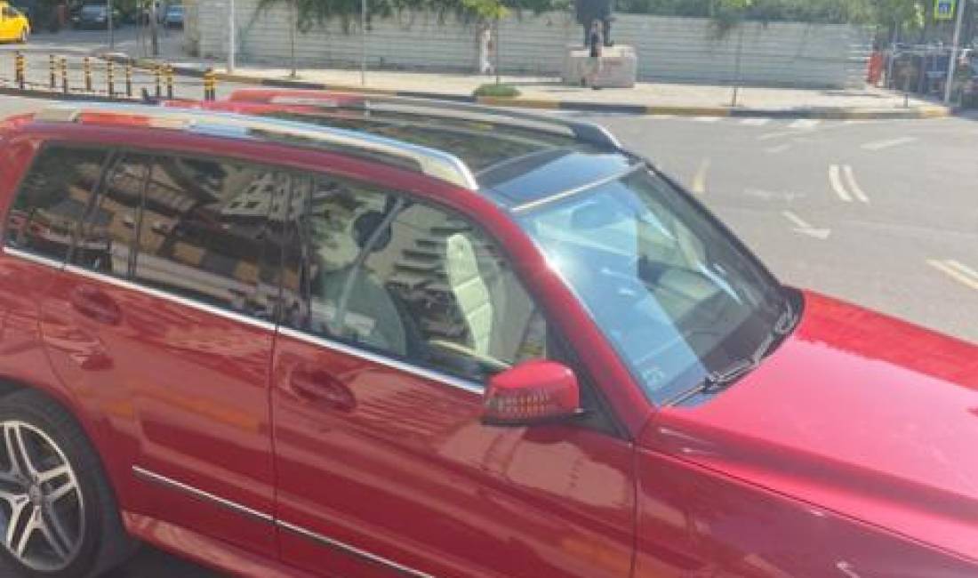 Auto in Vendita a Tirana, Mercedes-Benz, 2010 gasoline-gas,Kambio Automatik Pagamento 11,000  Euro.