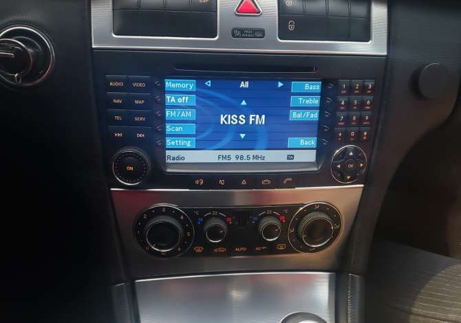 Auto in Vendita a Tirana, Mercedes-Benz, 2004 Diesel,Kambio Automatik Pagamento 4,000  Euro.