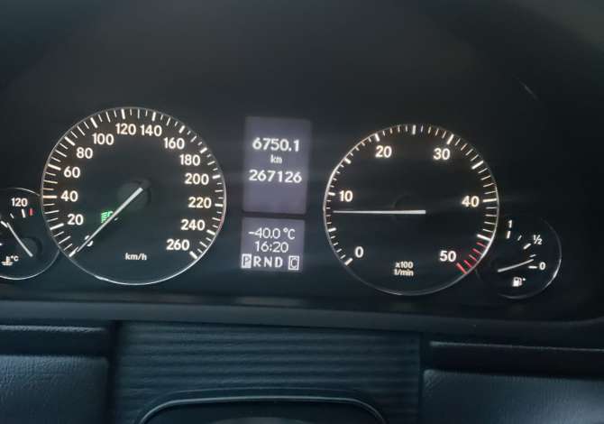 Auto in Vendita a Tirana, Mercedes-Benz, 2004 Diesel,Kambio Automatik Pagamento 4,000  Euro.