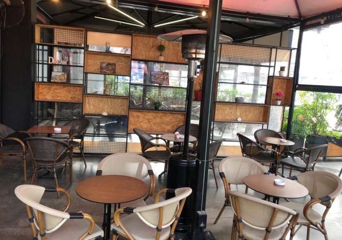 Shitet biznesi ne Rrugen 5 Maj 