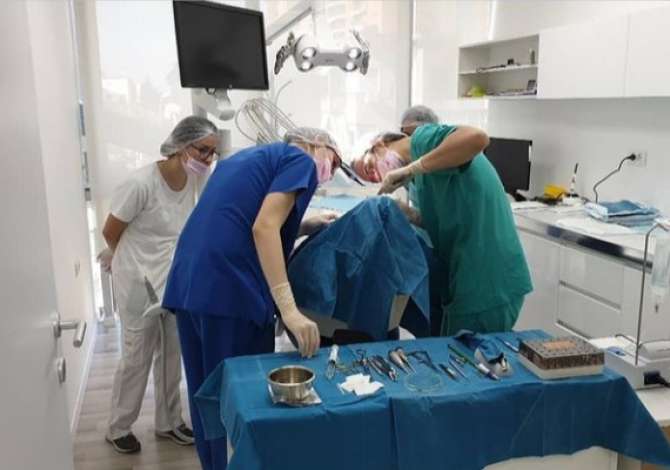 Klinike dentare  ofron sherbime per Stomatologji e pergjithshme, Trajnim endodontik, Ortodontine, Pedodontine, Kirurgji orale dhe parodontale etj.