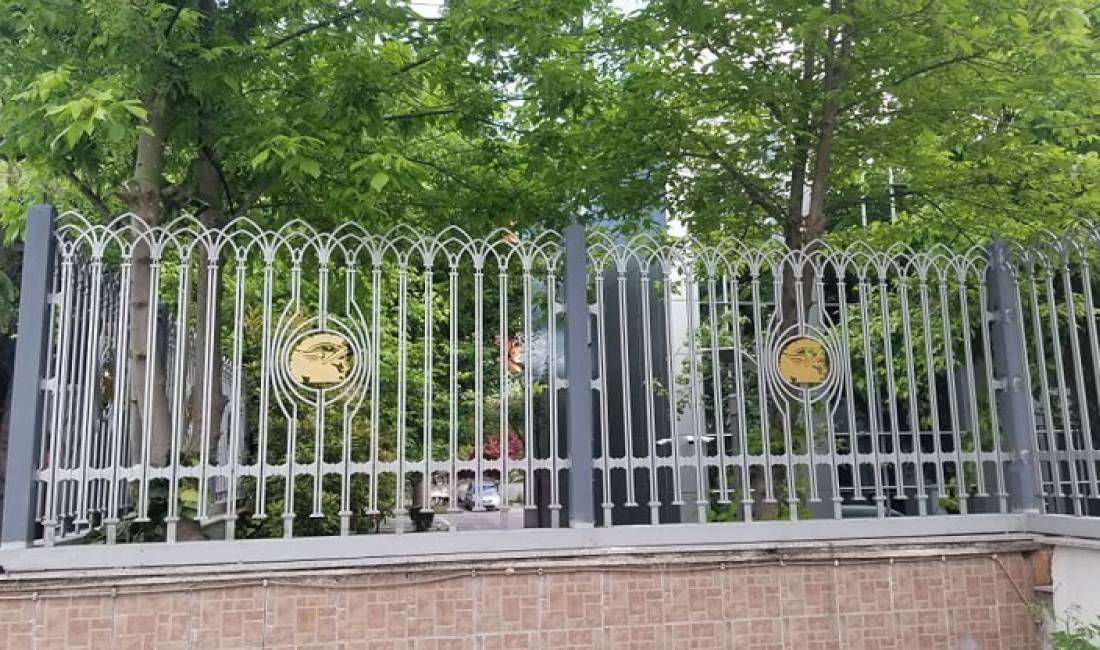 Shoqeri ndertimi e specializuar ne Konstuksionet metalike dhe lyerje me boje puder 