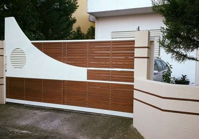 Shoqeri ndertimi e specializuar ne Konstuksionet metalike dhe lyerje me boje puder 