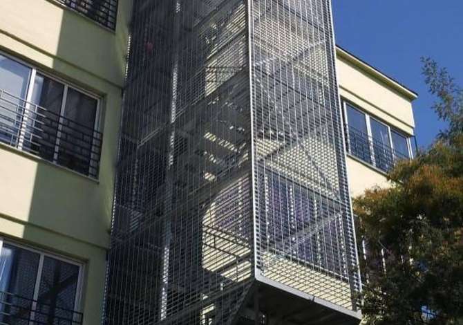 Shoqeri ndertimi e specializuar ne Konstuksionet metalike dhe lyerje me boje puder 