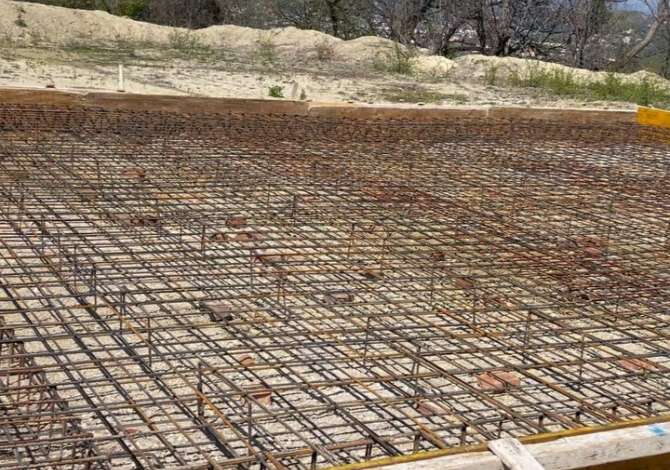 Shoqeri ndertimi ofron sherbim te kualifikuar per hedhje Solete, Themelesh, Ndertim Muri, Suva, Forcim Kollonash etj.