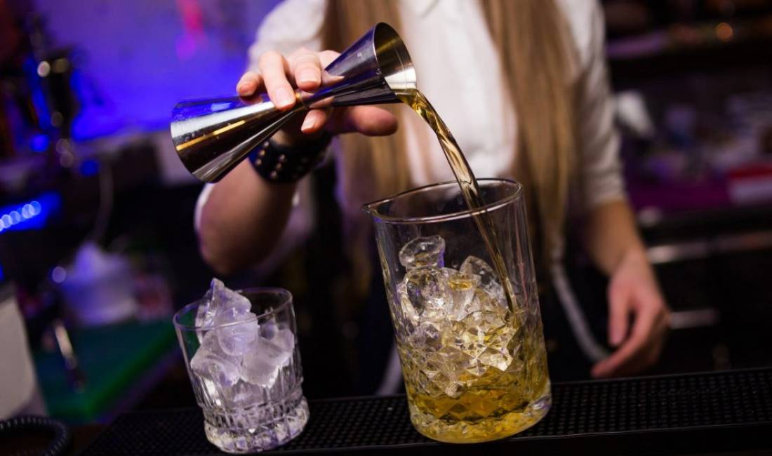 Offerte di lavoro a Tirana, Profession BANAKIERE , , Pagamento Trattabile.