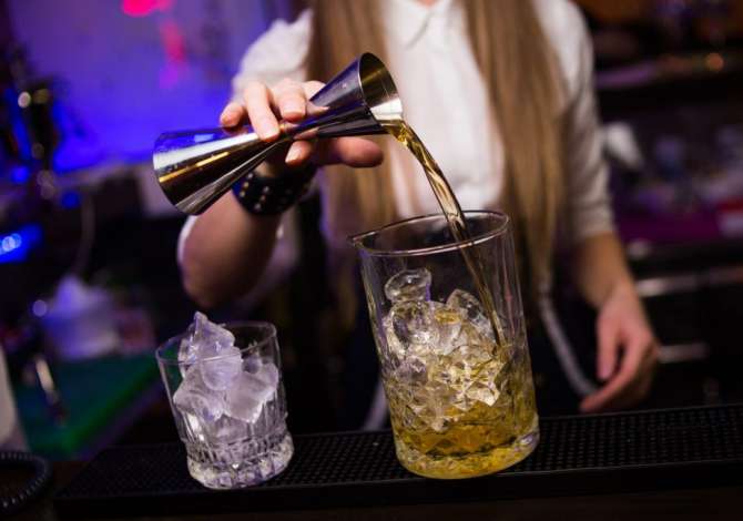 Njoftime Pune per BANAKIERE ne Tirane