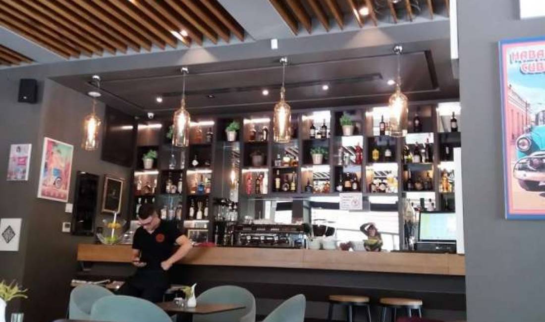 Offerte di lavoro a Valona, Profession BANAKIER/E , Con esperienza, Pagamento 50,000  Leke.