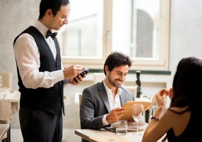 Njoftime Pune per kamarier/e, banakiere ne Tirane